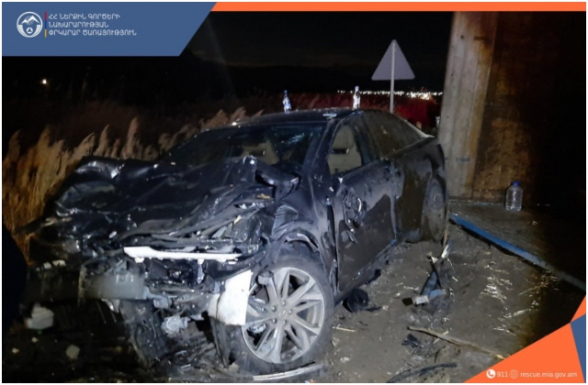 Երևան-Երասխ ճանապարհին բախվել են «Mercedes-Benz»-ը, «Mazda»-ն և «Zil»-ը․ կան տուժածներ